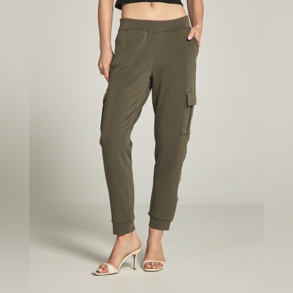 7 Diamonds Women’s Olive REV Cargo Jogger - XL